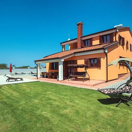Holiday home Erica